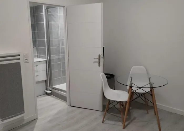 Saint Etienne Studio Lot 2