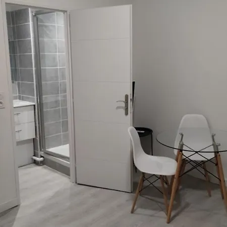 Saint Etienne Studio Lot 2